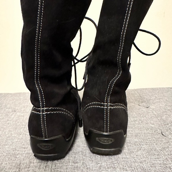Tod’s Suede Lace Up Boots - Picture 7 of 8